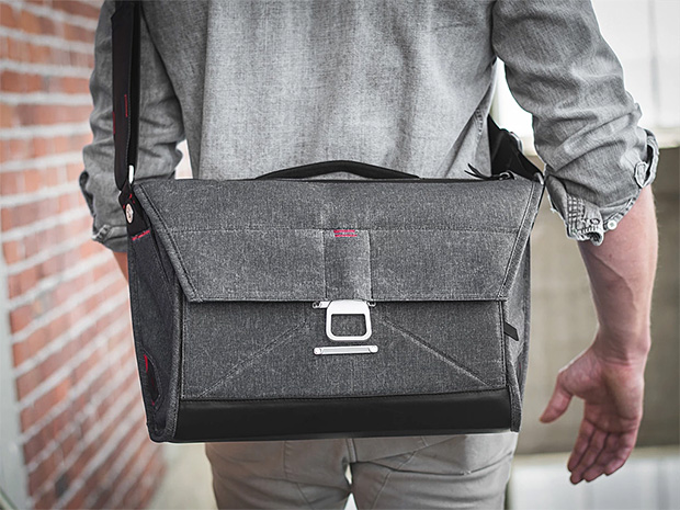 Peak Design Everyday Messenger