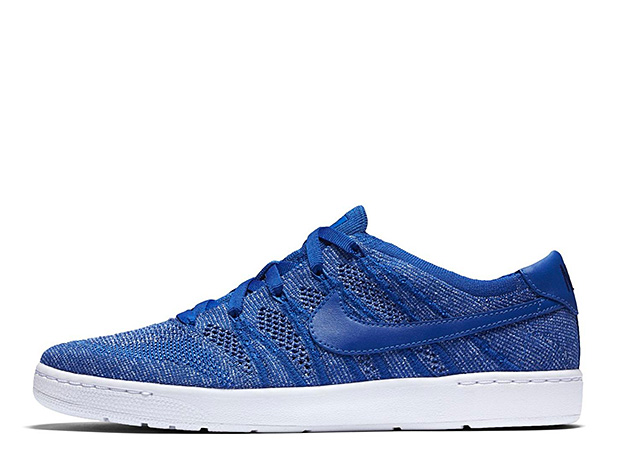 NikeCourt Tennis Classic Ultra Flyknit