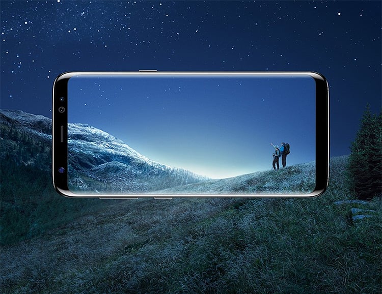 Samsung Unveils the New S8 Smartphone with Wraparound Infinity Display