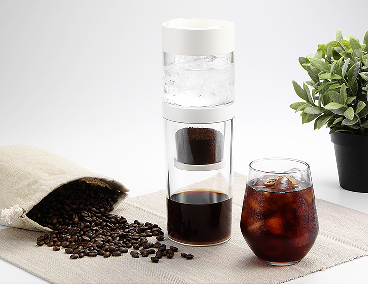 Dripo is an Ice Drip Coffeemaker That Fits in the Palm of Your Hand