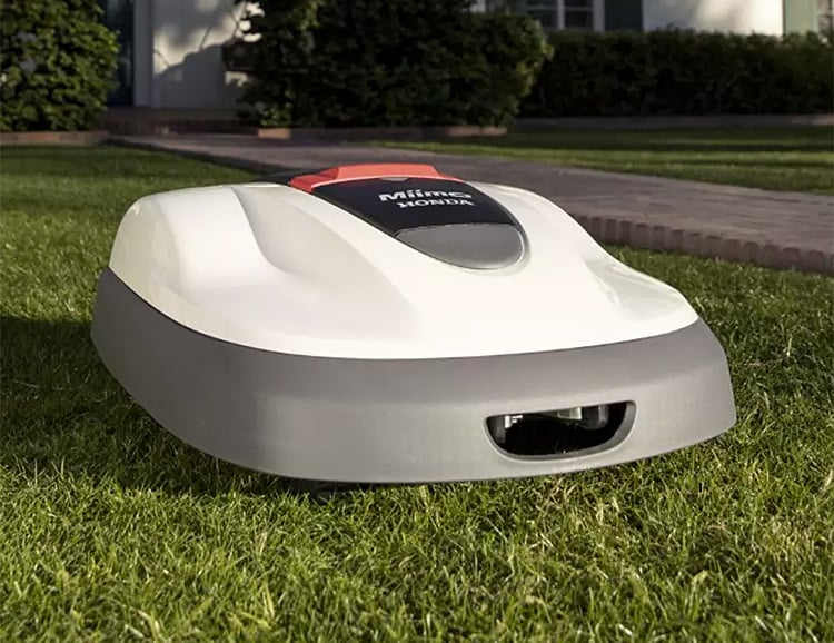 Honda Brings it’s First Robotic Lawnmower to U.S. Yards