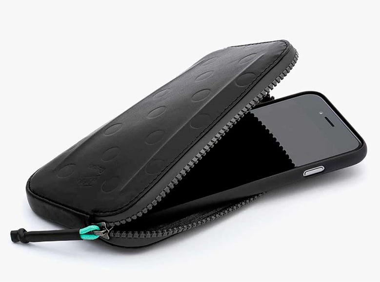 MAAP Cycling & Bellroy Team Up On All-Conditions Phone Pocket