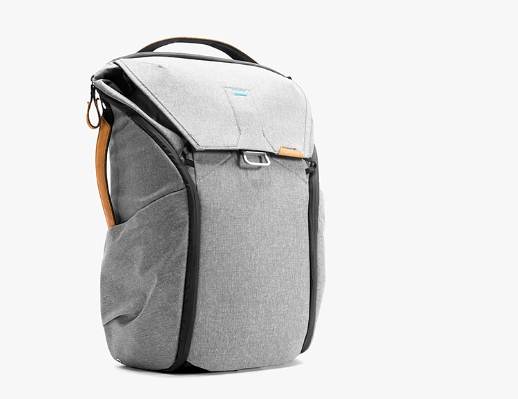 Peak Designs’ Everyday Pack is a Versatile Cargo Carrier