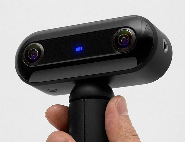 The TwoEyes Tech 360 VR Camera Sees the World the Way You Do