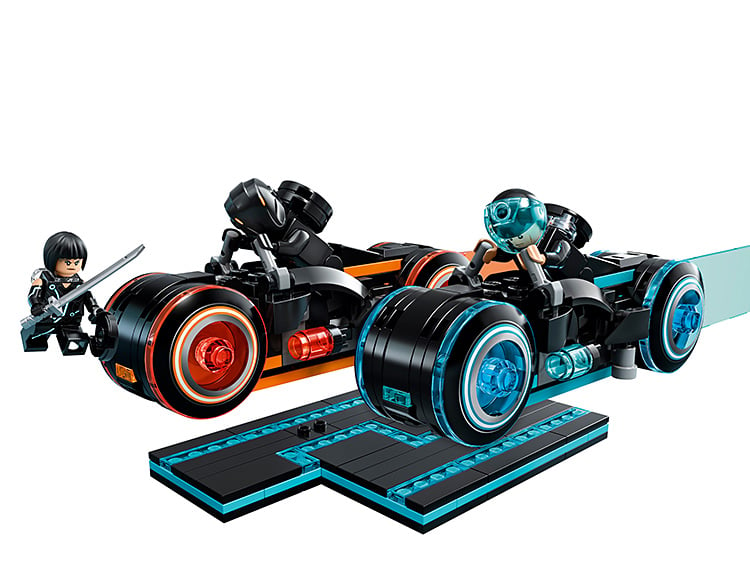 Lego Introduces a Fresh Tron: Legacy Set