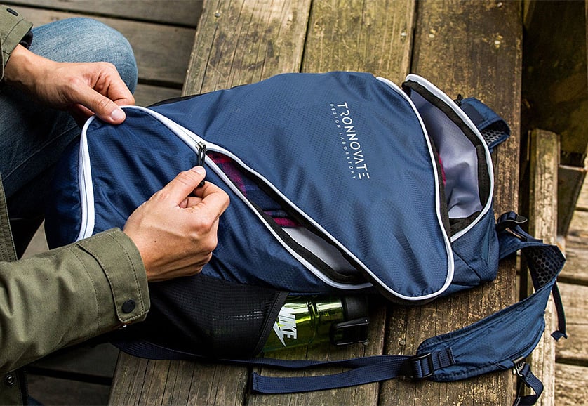 The Tronnovate Swift Daypack Opens Up Like No Other