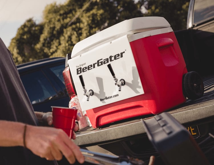 BeerGater Transforms Any Cooler Into a Keg