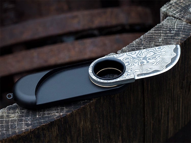 This is the World’s Smallest Damascus Steel Pocket Knife