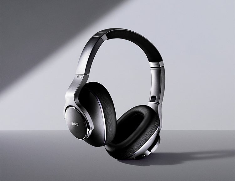 Samsung’s AKG N700NC Wireless Headphones Go The Distance