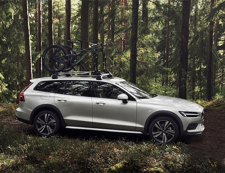 Volvo’s V60 Cross Country Is Off-Road Ready