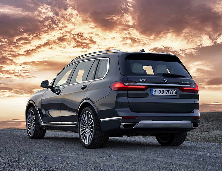 BMW Unveils the X7, Their Biggest SUV Ever