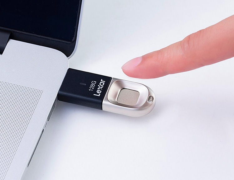 Lexar Brings Fingerprint ID Security To a JumpDrive