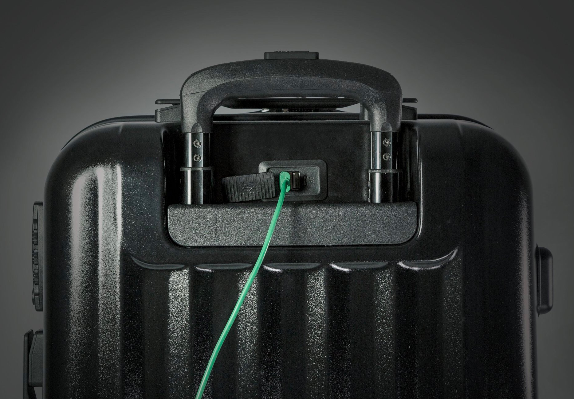 Your Carry-On Luggage is Probably Not As Smart As This