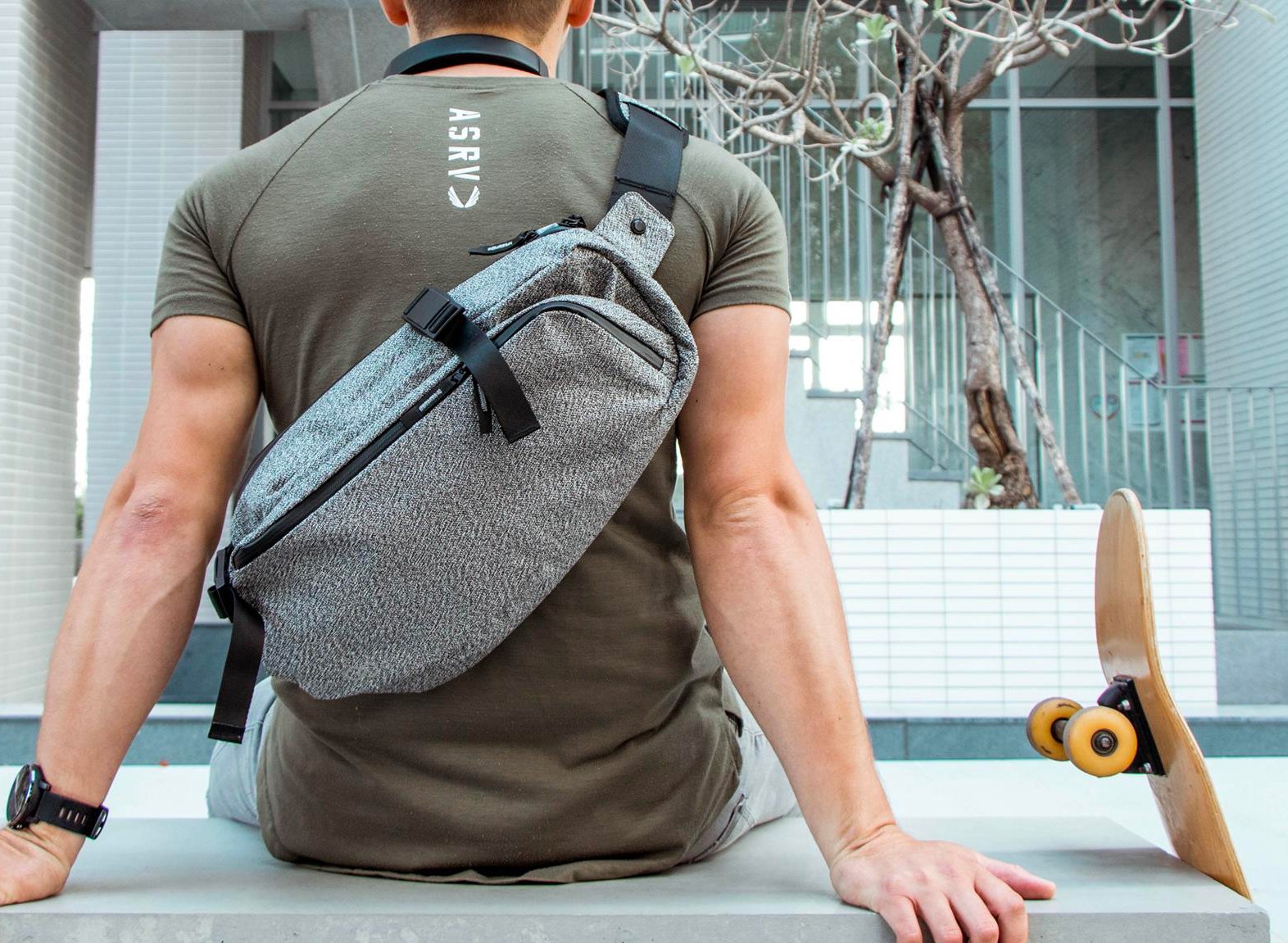 The Cycop DaySling 2.0 Keeps Gear Dry & Secure