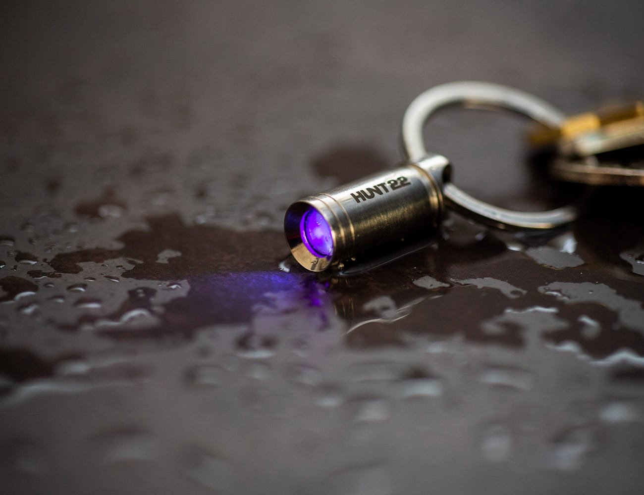 The Hunt22 is the World’s Smallest UV Flashlight