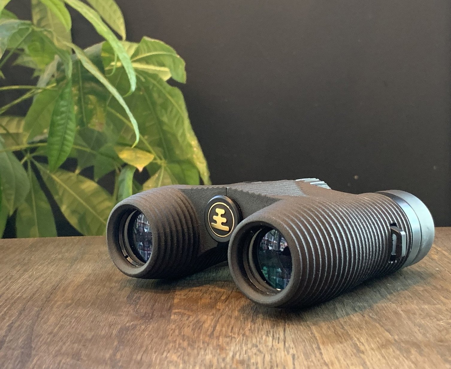 Nocs: Pocketable Binoculars that are Simply Amazing