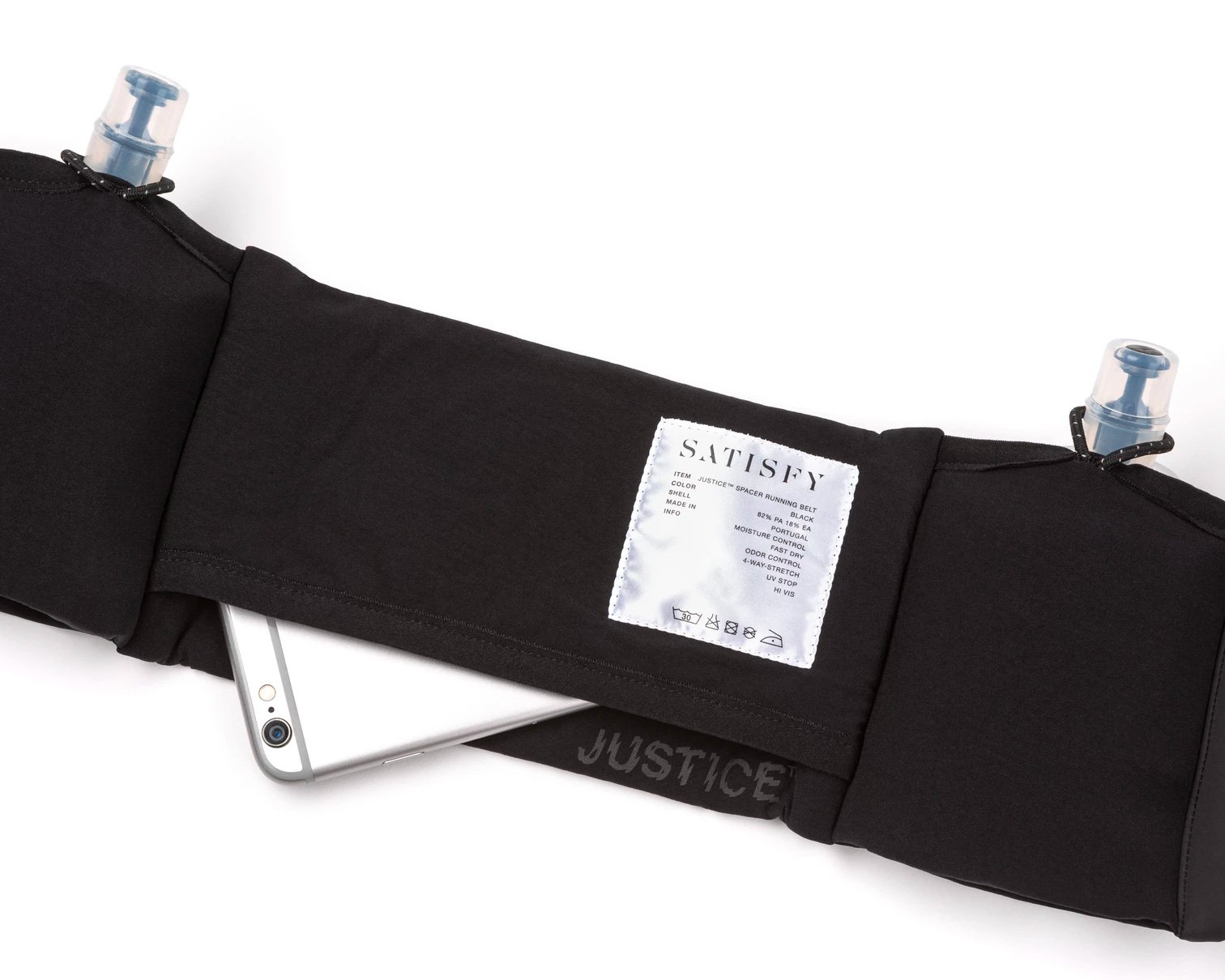 This Running Belt Keeps You Hydrated Without Weighing You Down