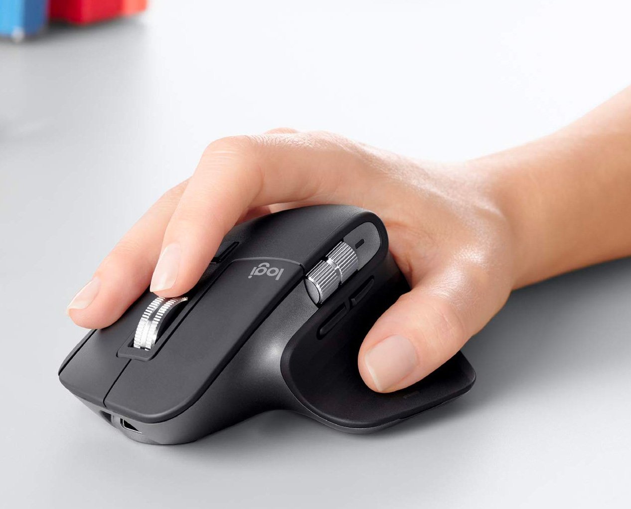 Logitech’s MX Master 3 Mouse is Really a Handful