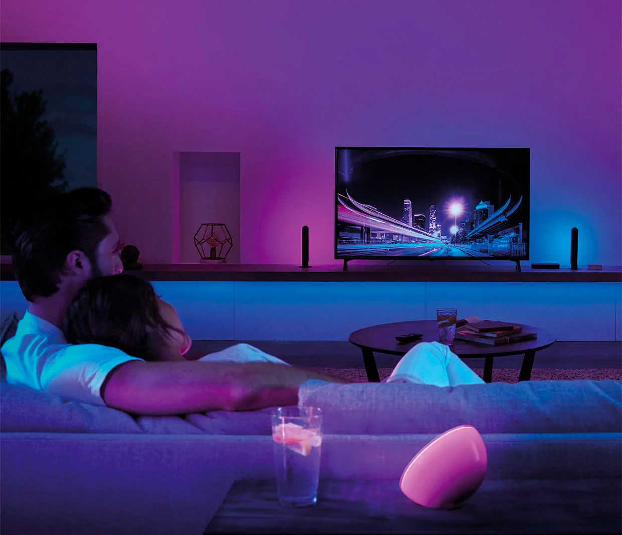 Philips’ Hue Play HDMI Sync Box Lights Up Your TV Time