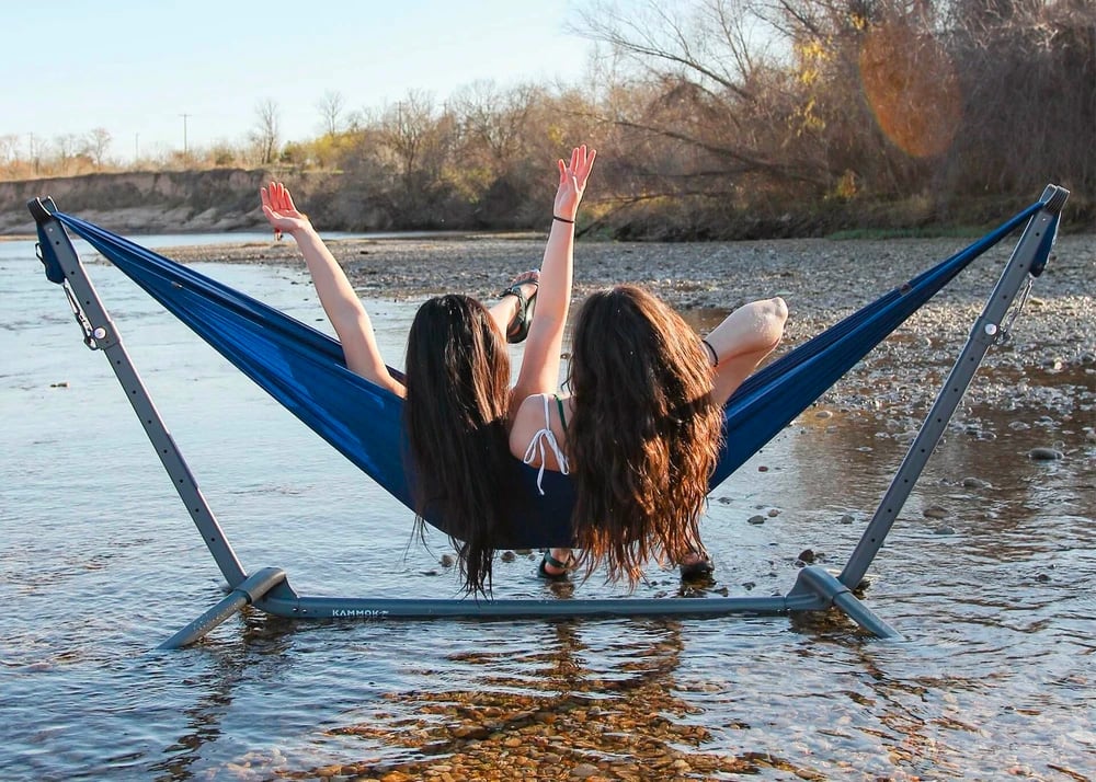 Hangout Anywhere with Kammok’s Swiftlet Hammock Stand