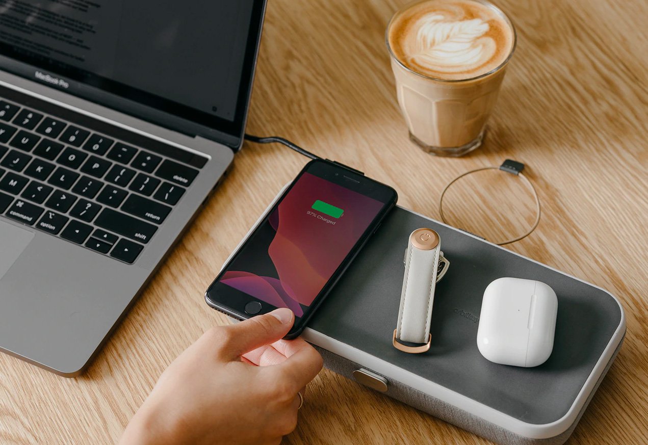 Organize & Power-Up Wirelessly with Orbitkey