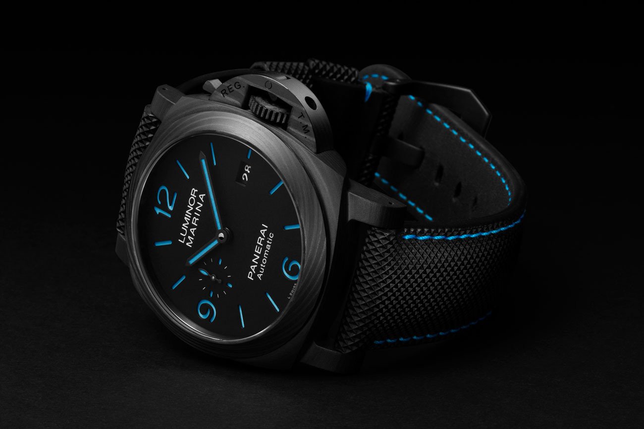 Panerai’s PAM1661 Luminor Marina Carbotech is Ultralight & Ultrabright