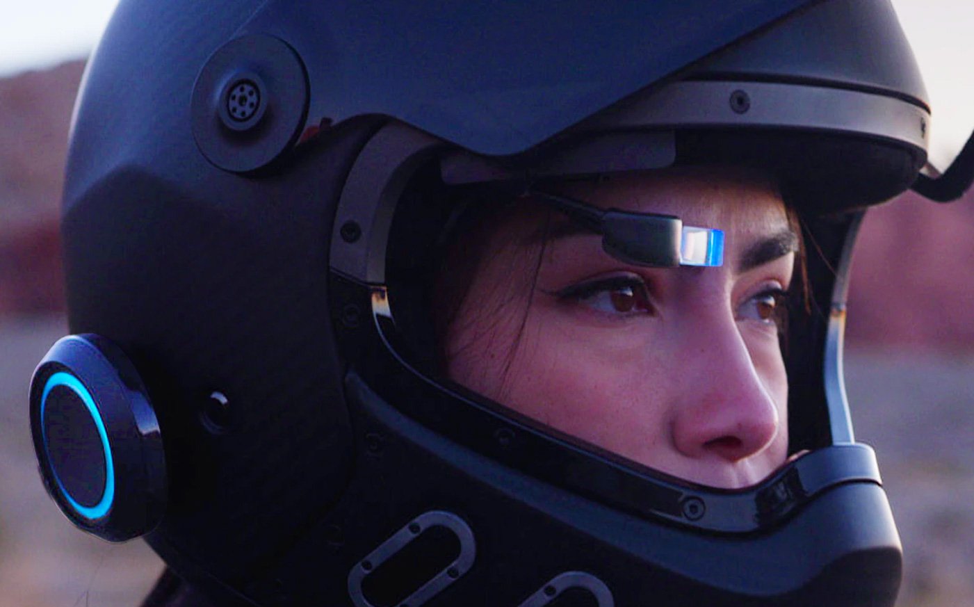 EyeRide HUD Makes Your Helmet Smarter