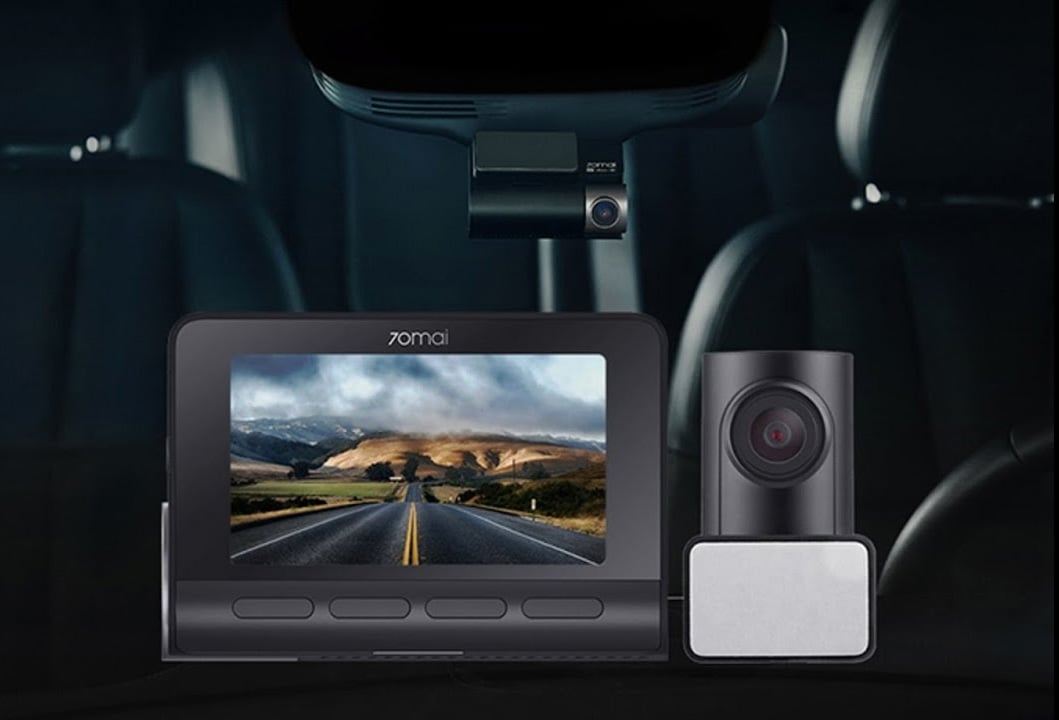 This Dual-Vision Dash Cam Sees In 4K