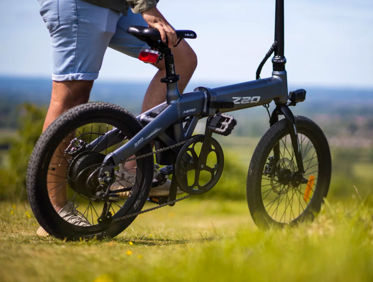 Unfold & Go with HIMO’s Commuter-Ready Z20 E-Bike