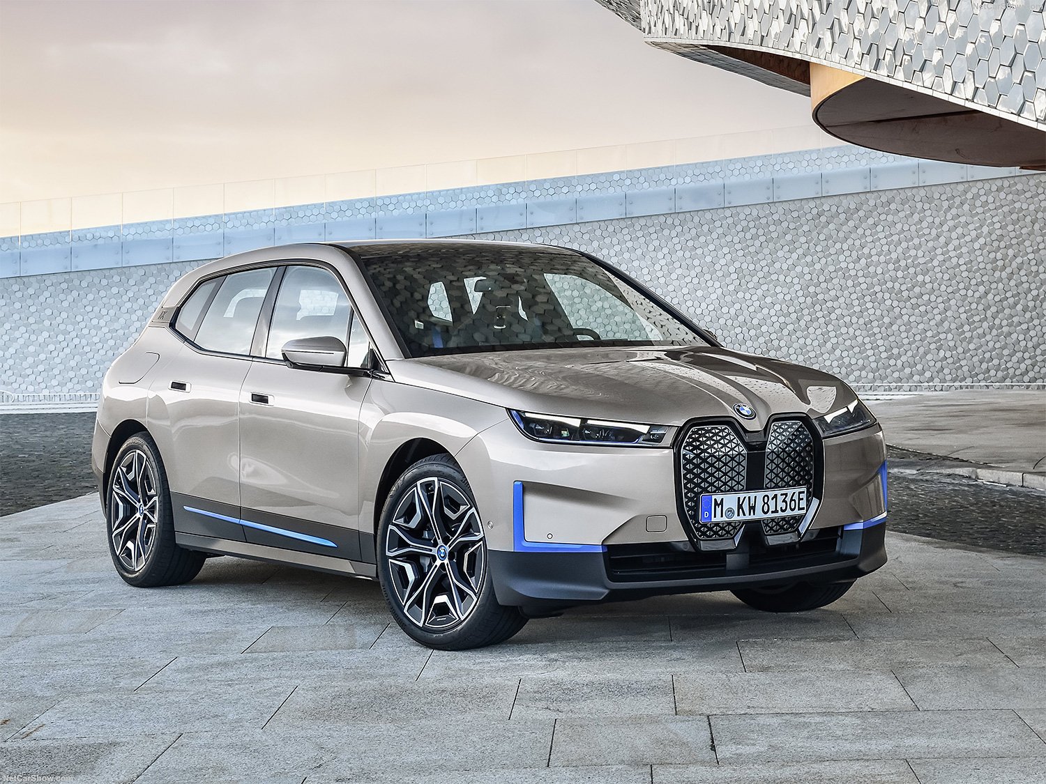 BMW Introduces the 2022 iX, a 500-Horsepower Electric Crossover