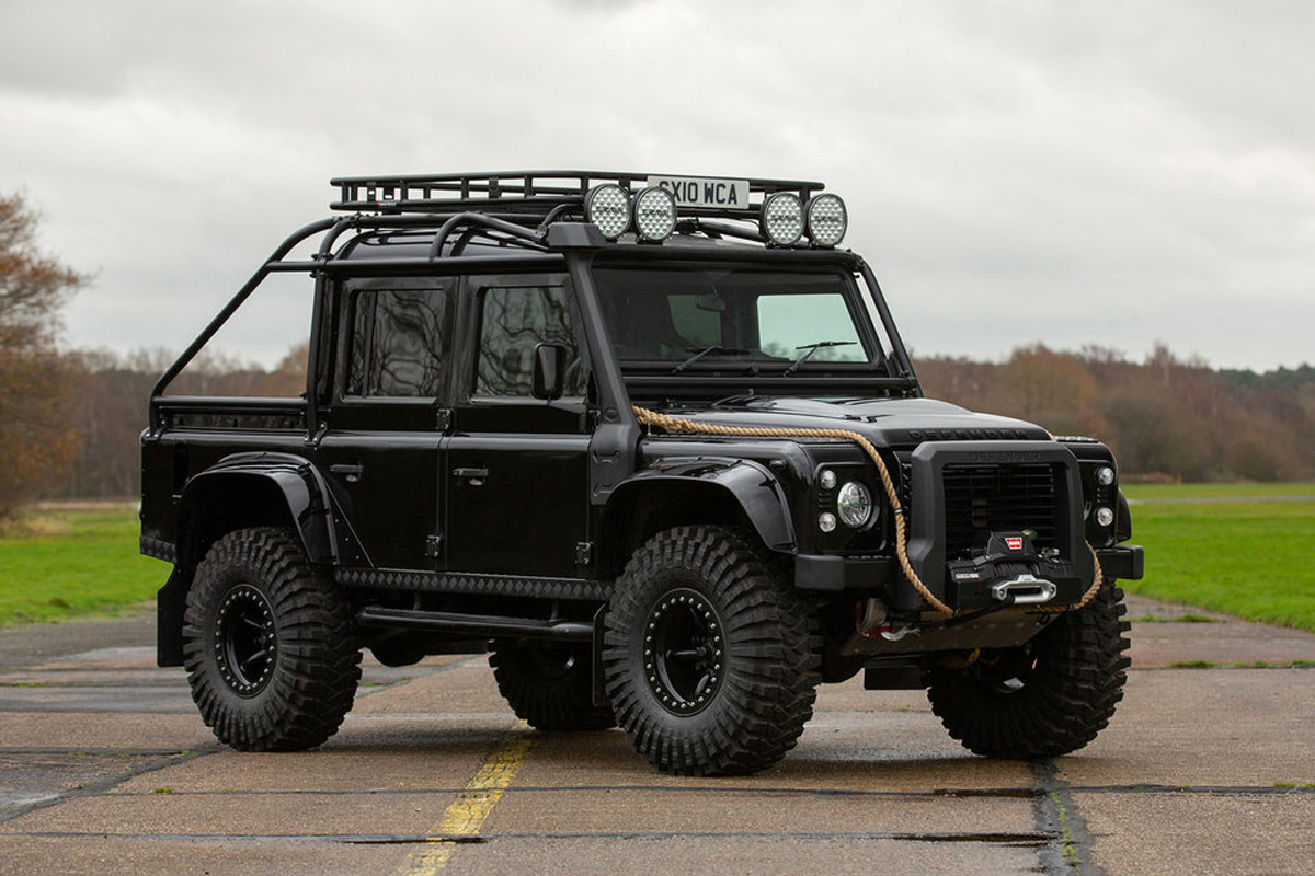 Sotheby’s To Auction Off 7 Bowler-Built Custom Rovers