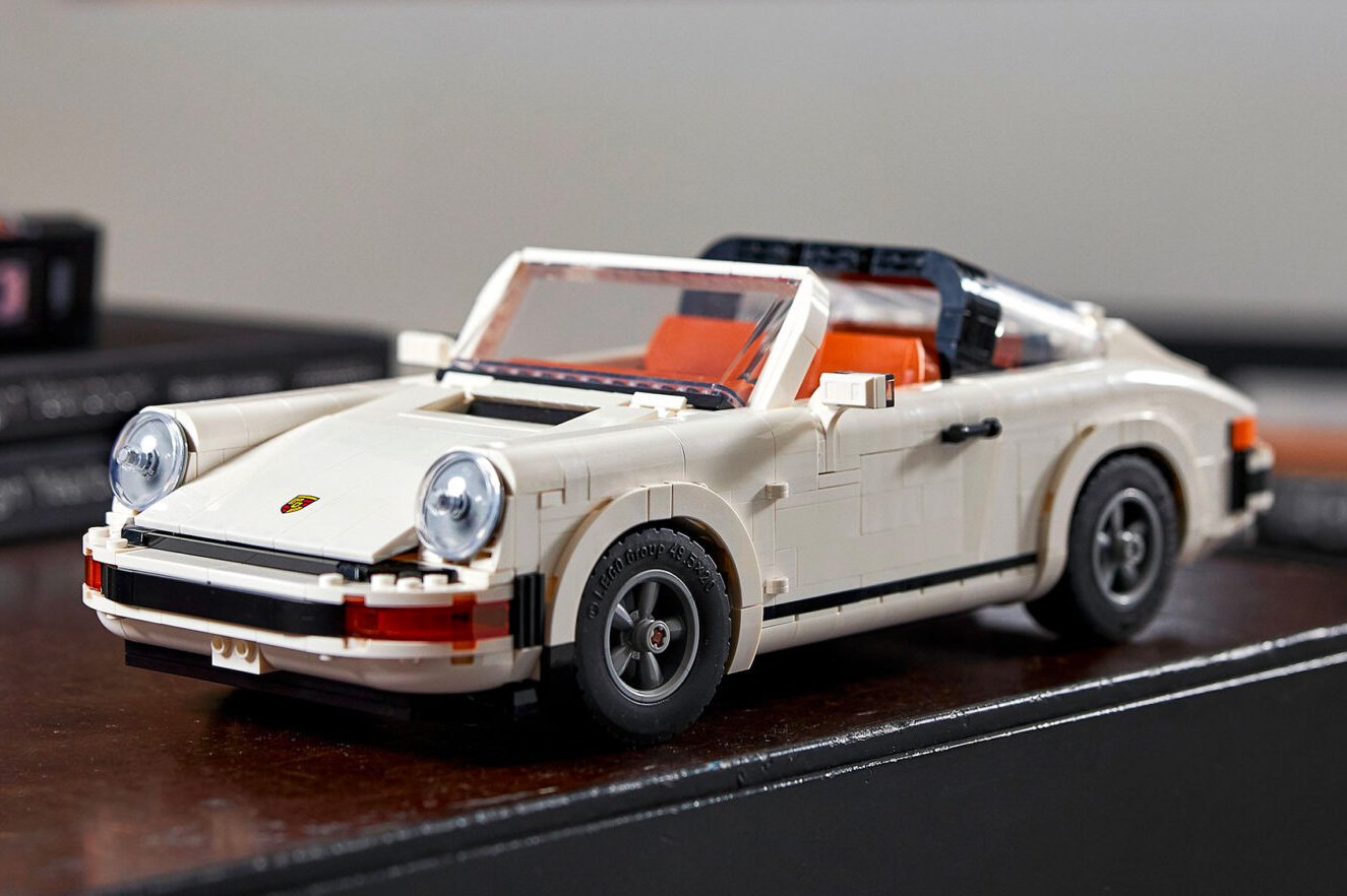 LEGO Rolls Out Dad-Level Porsche 911 Creator Expert