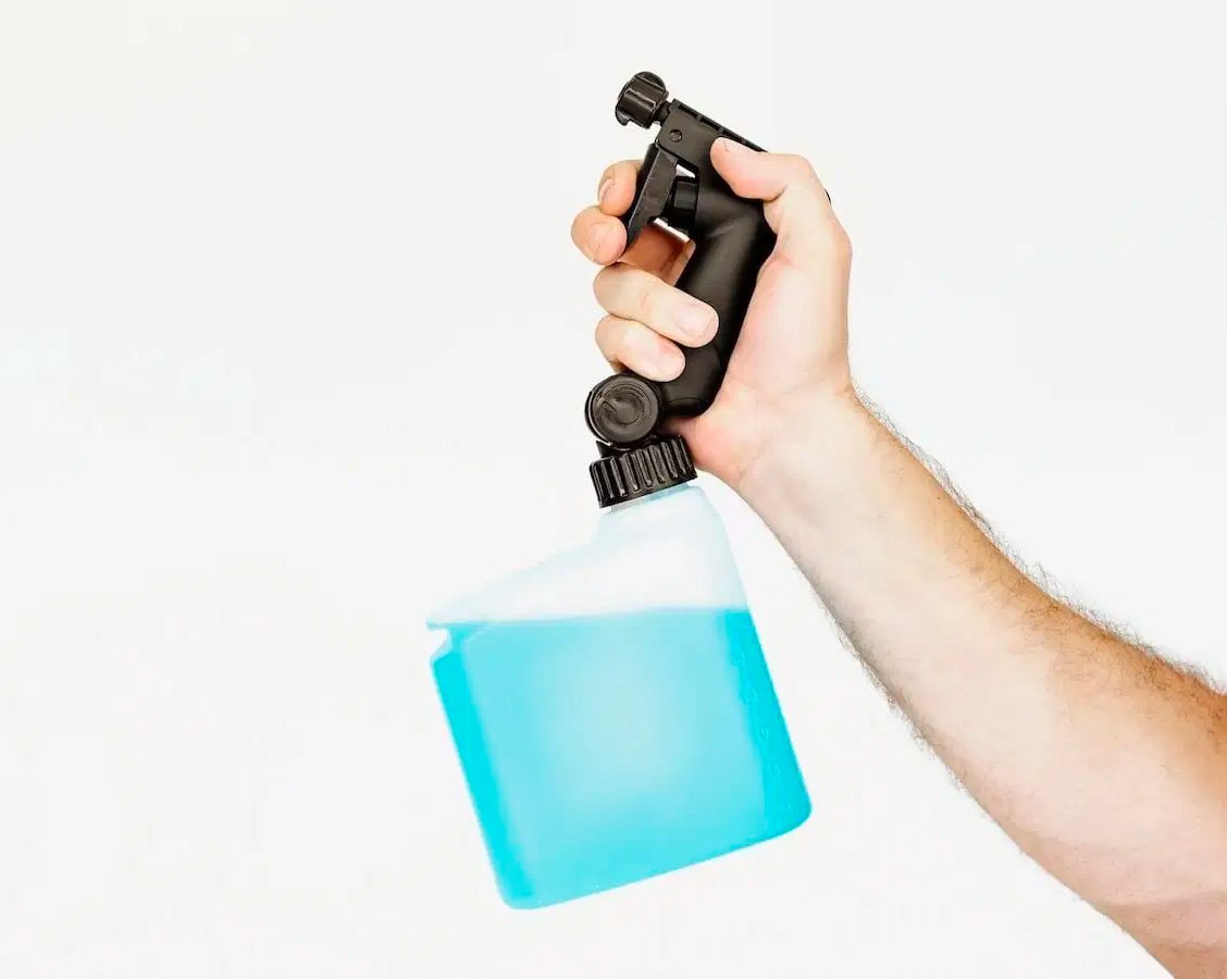 The Pivot Is A Smarter Spray Bottle