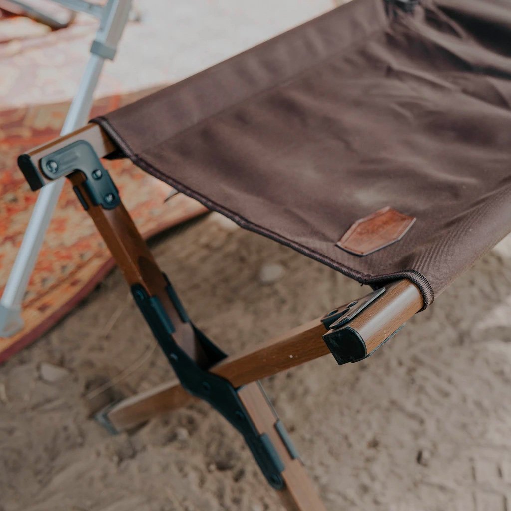 The WS Folding Bench Looks a Lot Like a Cot