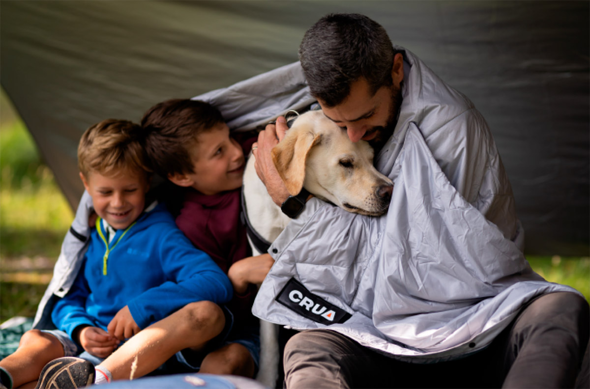 Warm-Up Outdoors with the Culla Camp Blanket