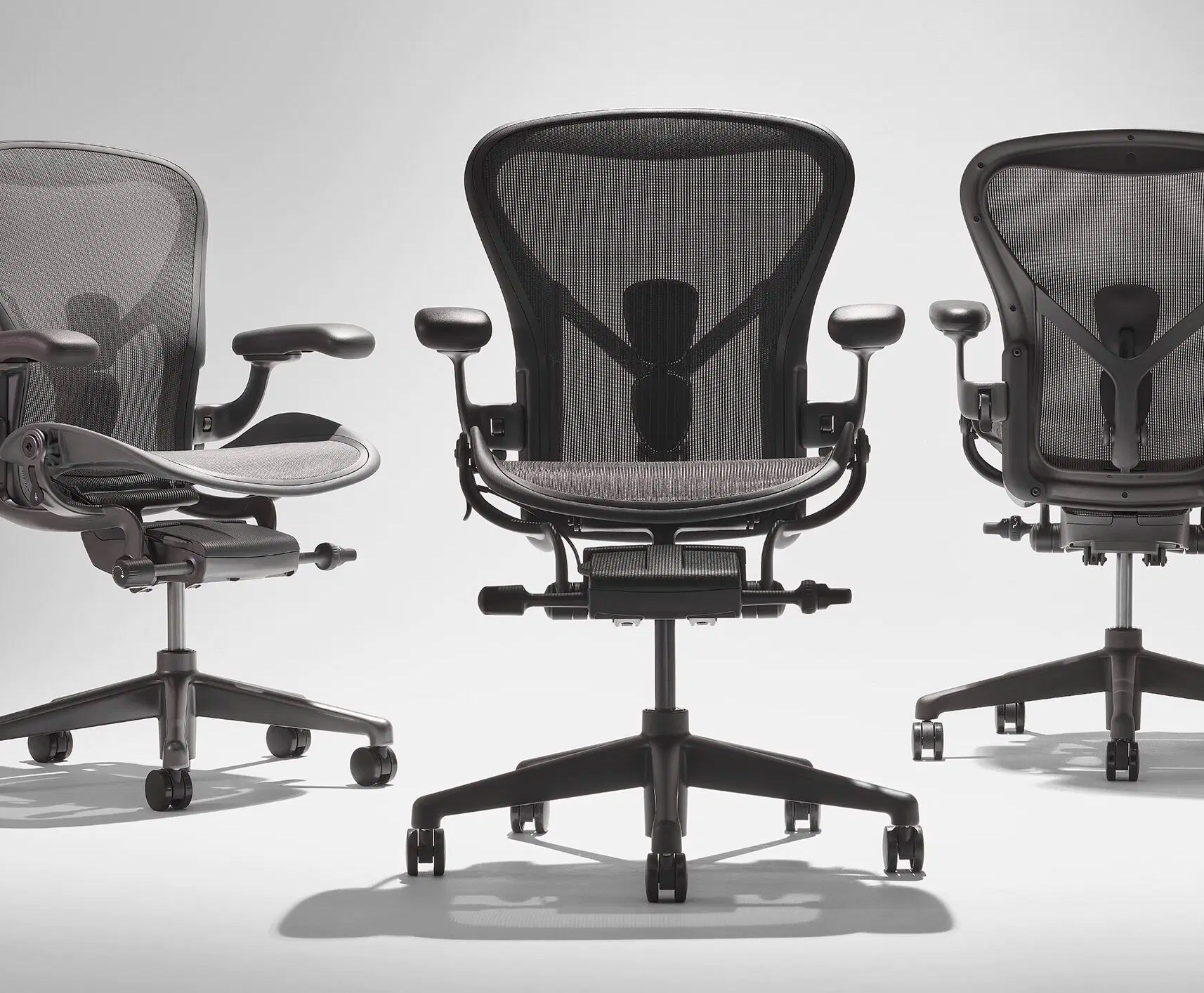 Herman Miller’s Iconic Aeron Chair Now Made from Ocean Plastics