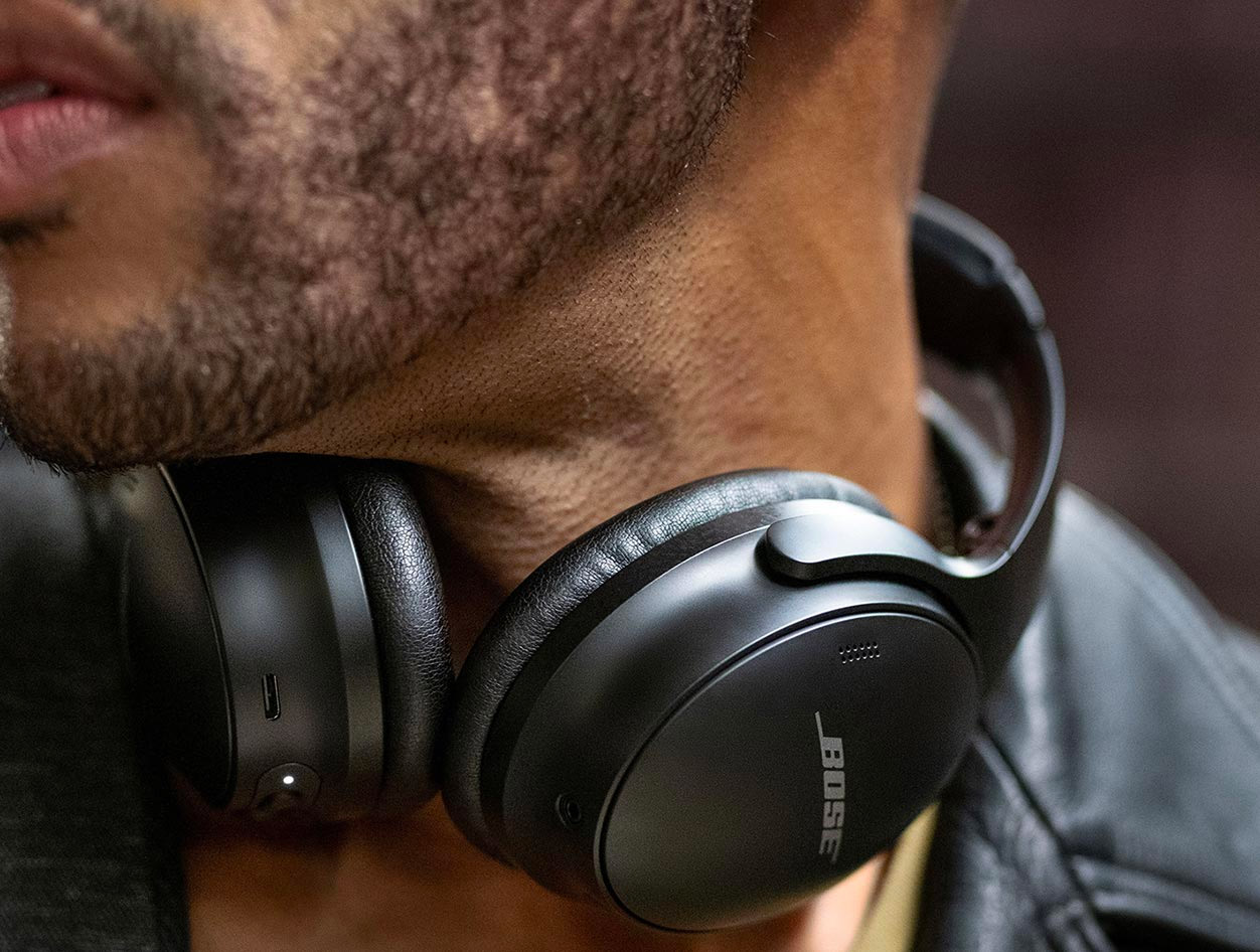 10 Best Headphones & Earbuds for 2022