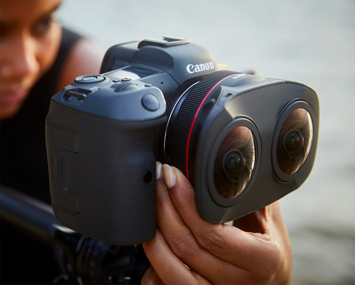 Canon Unveils Dual 8K 3D VR Lens at werd.com