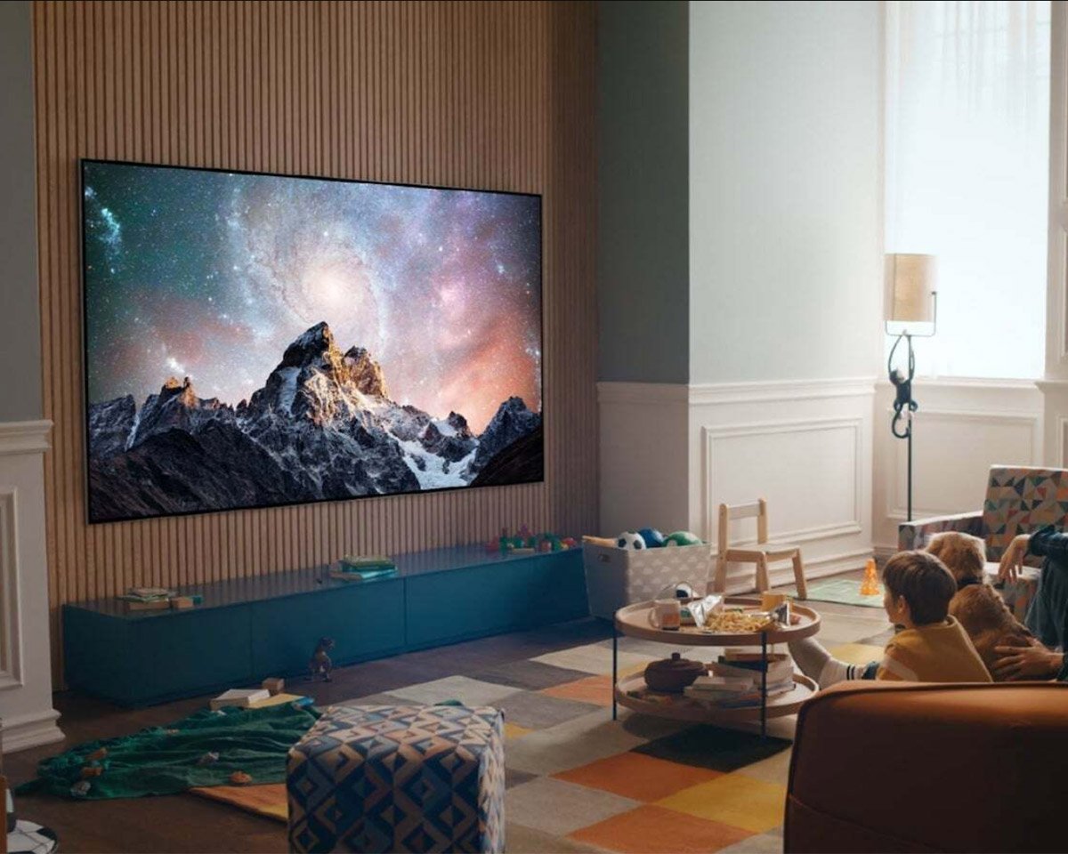 LG Goes Even Bigger with 97-inch G2 OLED TV