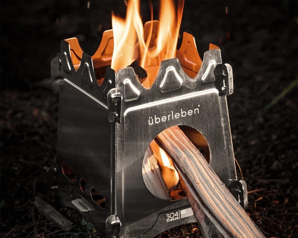 The Überleben Stoker Packs Flat & Burns Clean