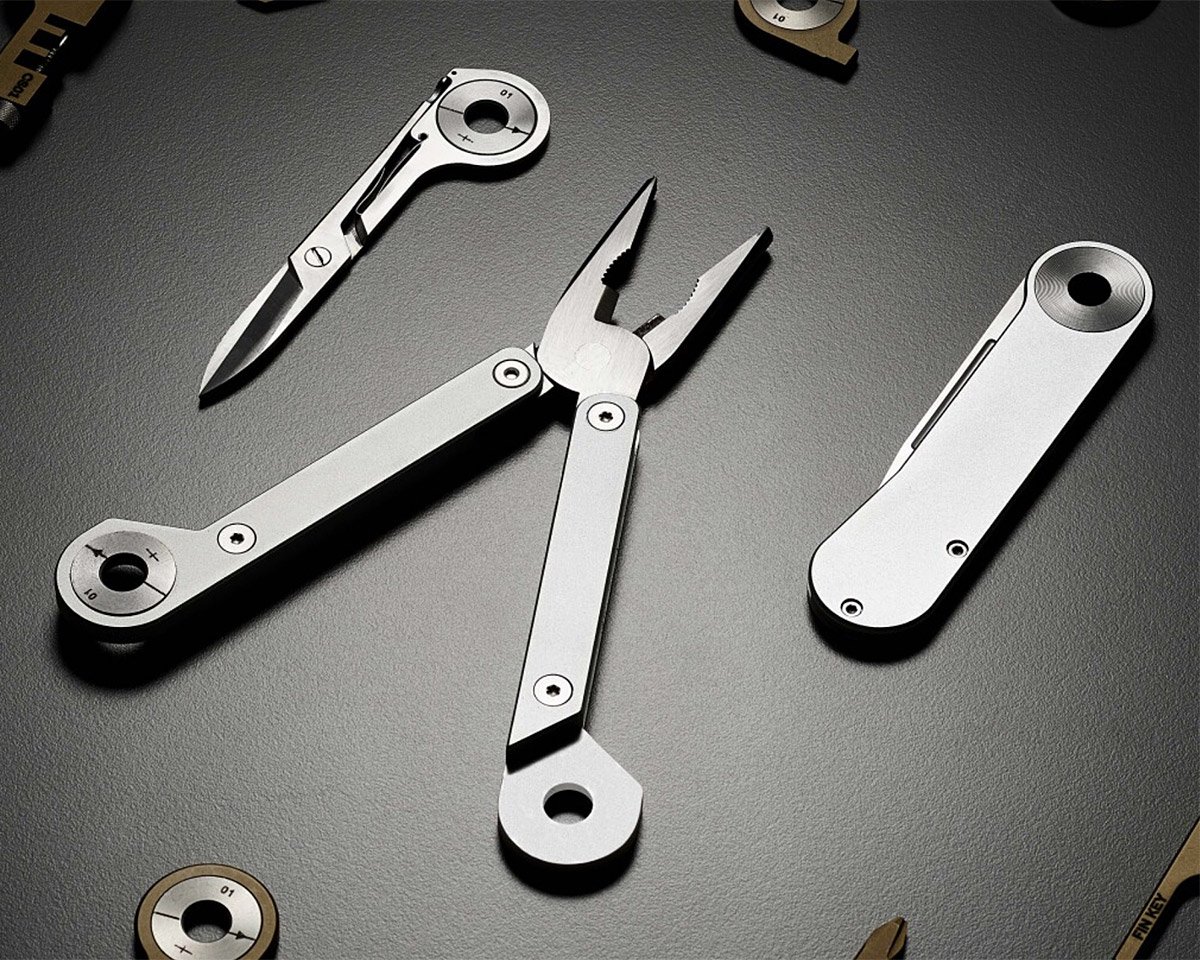 Magnets Make This Multi-Tool Modular