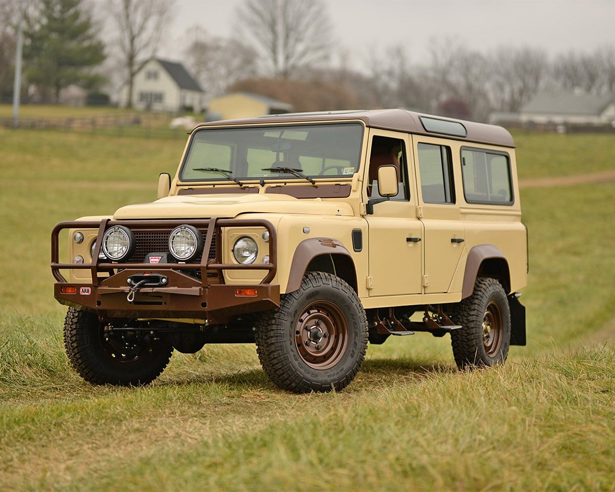 Commonwealth Classics Offers this Incredible 1992 Land Rover Defender 110