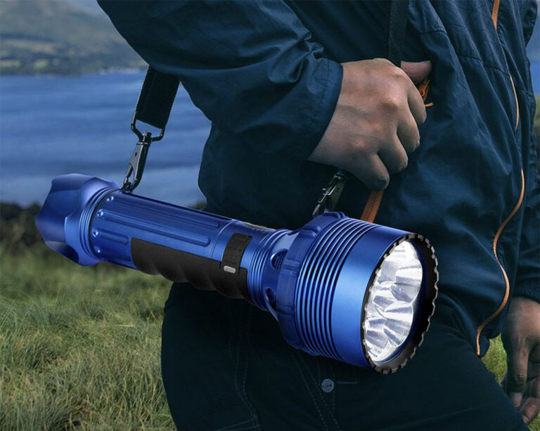 The 10 Brightest High Lumen Flashlights of 2022 WERD