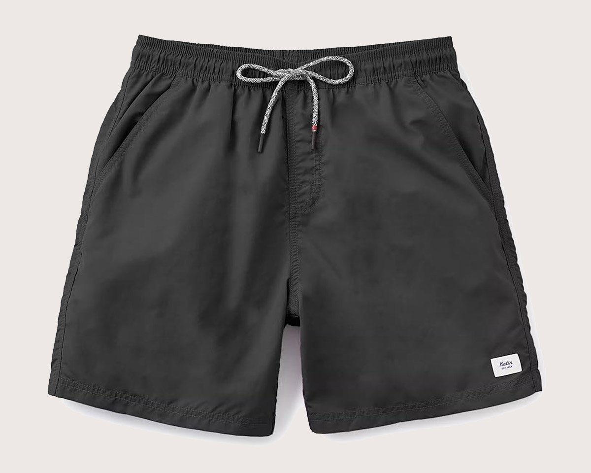 16 Best Men's Swim Trunks for Summer 2023 | WERD