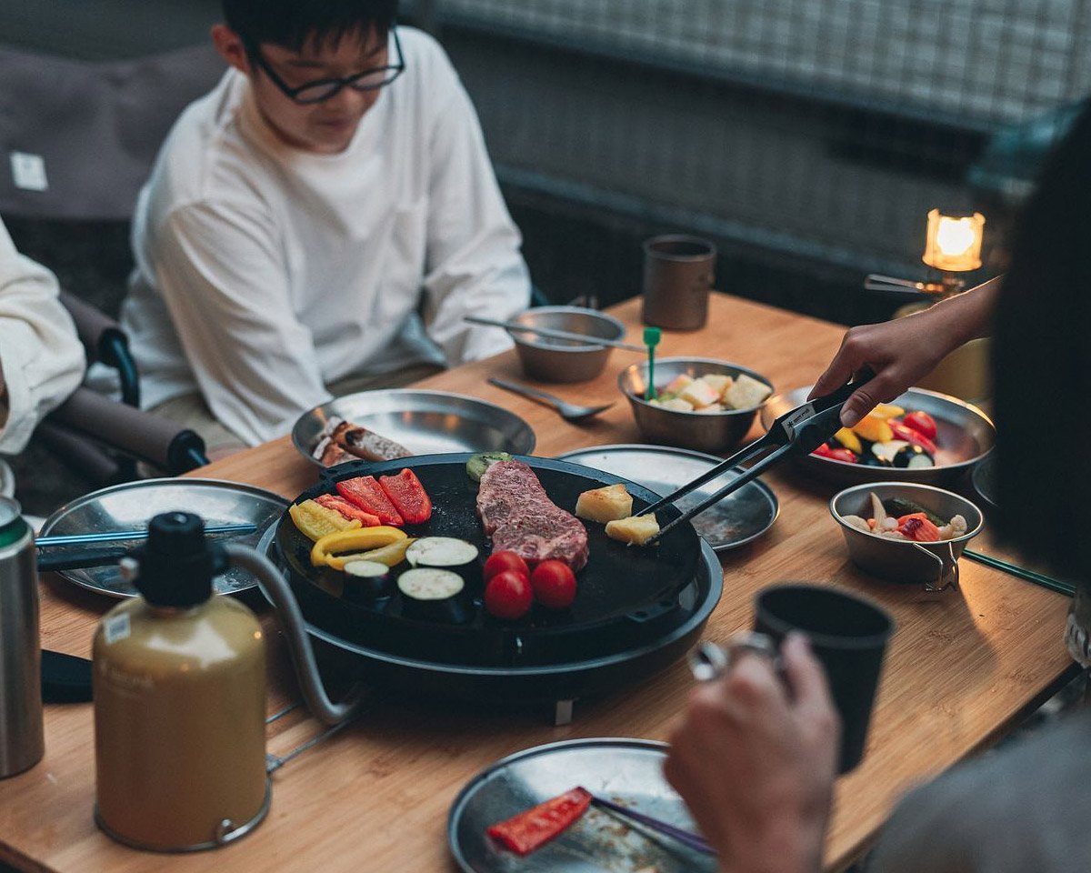 Teppanyaki in a Hurry with this Delightful Burner from Snow Peak