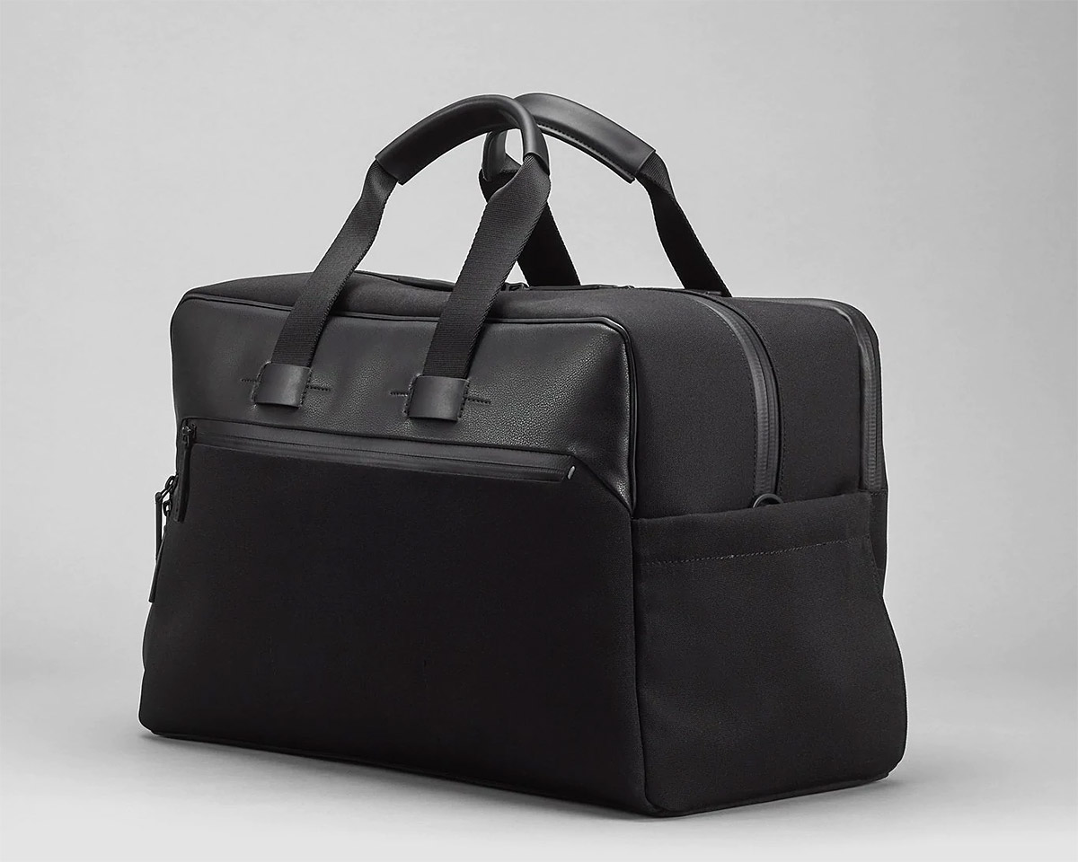 Troubadour’s Embark Duffle is Travel-Friendly Design at Its Finest