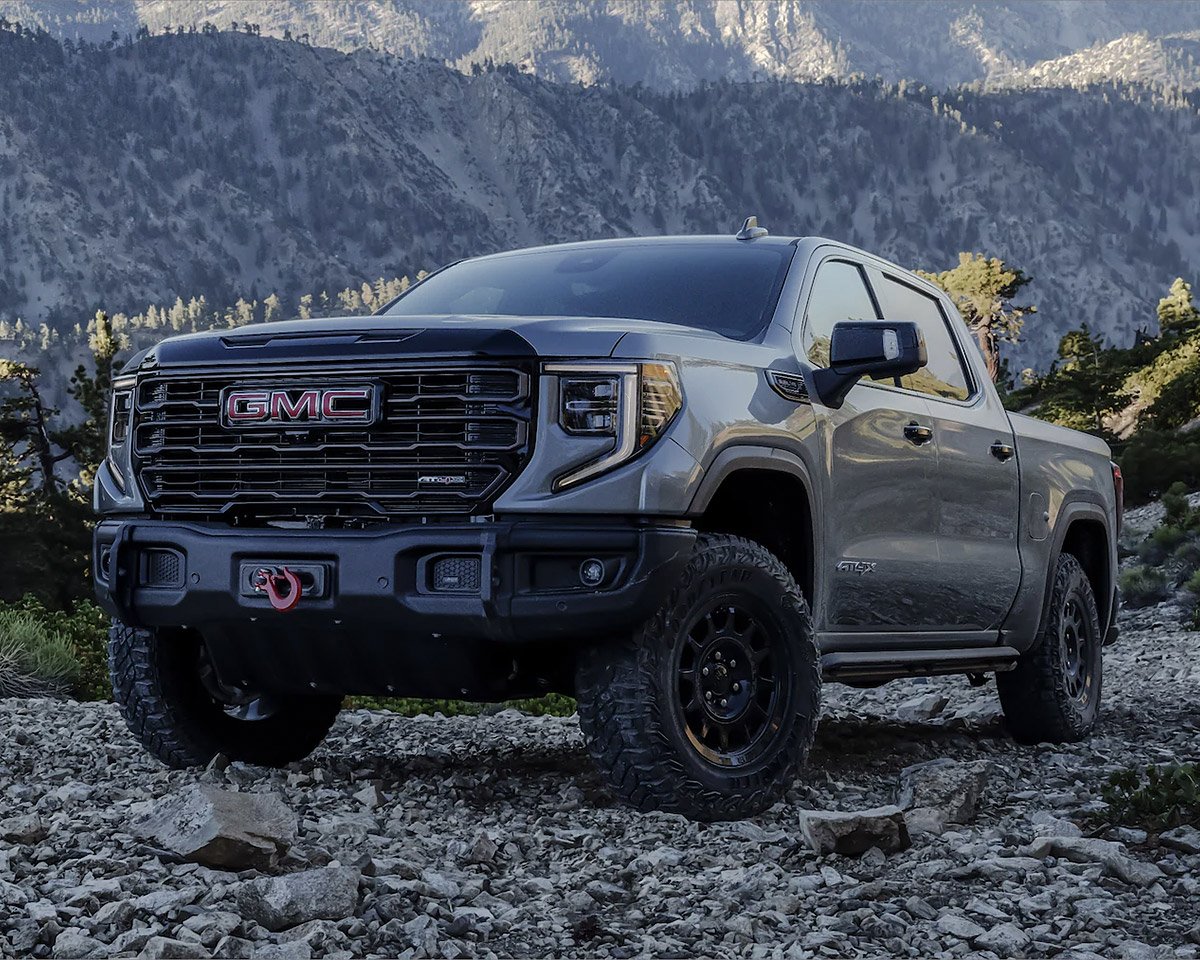 2023 GMC Sierra 1500 AT4X AEV Edition Looks Battle Ready