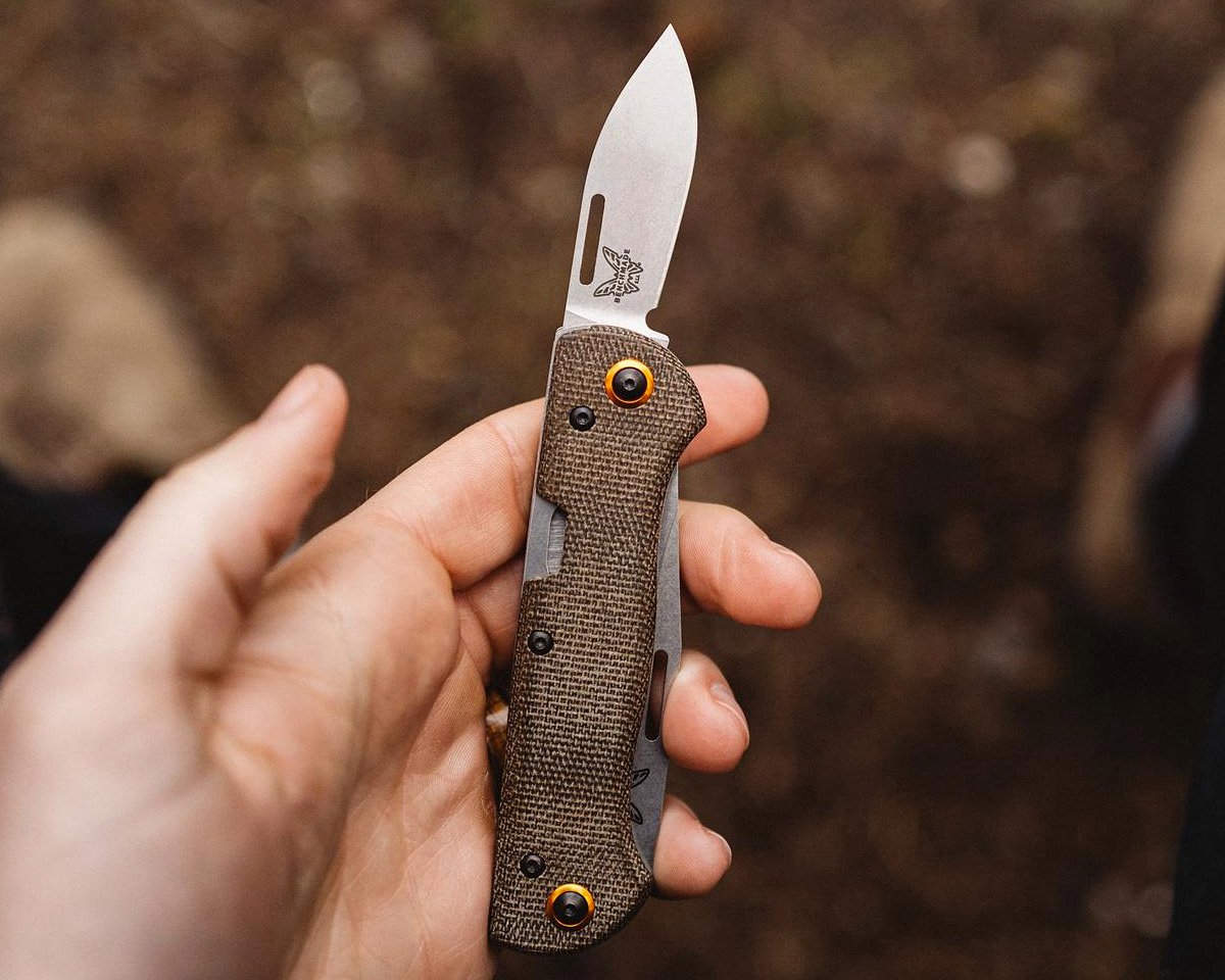 Benchmade’s 317-1 Weekender is Tailored for Quick Escapes