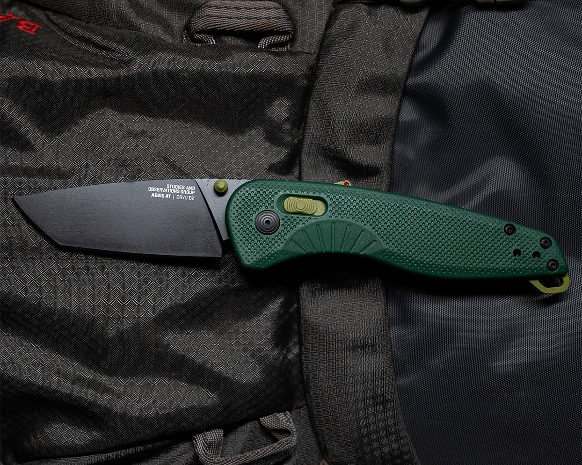 SOG Aegis AT Tanto Pocket Folder