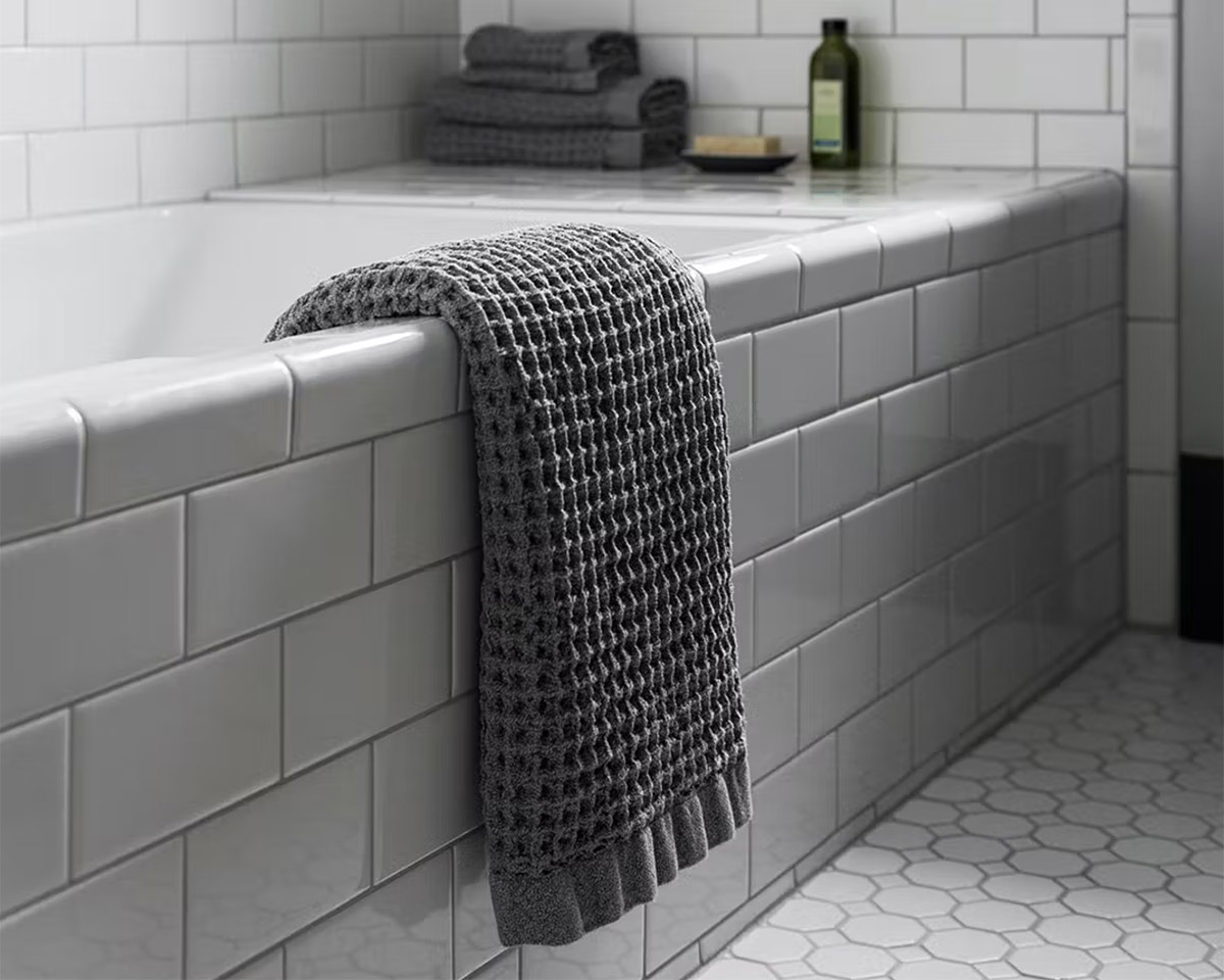 Just Get This Bath Towel Set and Throw Out Those Dank Ones You’ve Been Using